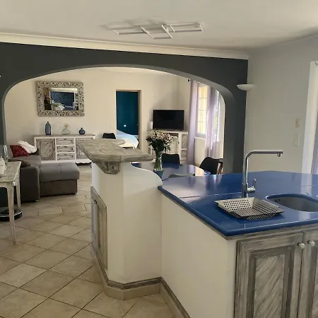 Maison Calme Au Coeur Des Vignes Holiday home Cogolin