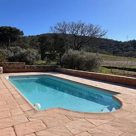 Holiday home Maison Calme Au Coeur Des Vignes Cogolin